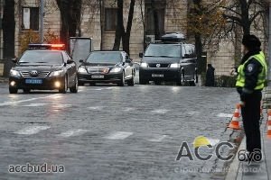 Автобаза Верховной Рады Украины выделила 1,2 млн грн на запчасти для легковых автомобилей