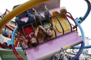 Украинские аттракционы эксплуатируются с нарушением правил безопасности