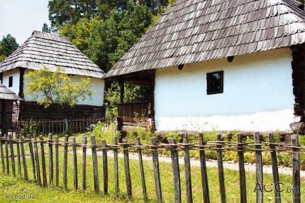 Гонт служит более 100 лет